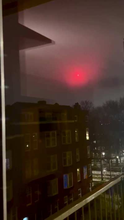 Who else saw this light?