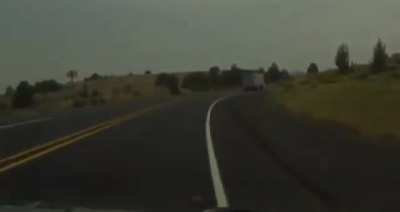Oregon State Police posted this on Twitter. &ldquo;DOUBLE YELLOW = NO PASSING&rdquo; 👏🏽👏🏽👏🏽