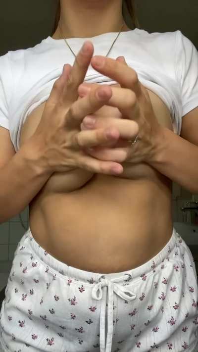 My tits are not everyone&rsquo;s favourite and never do well here.. (drop)
