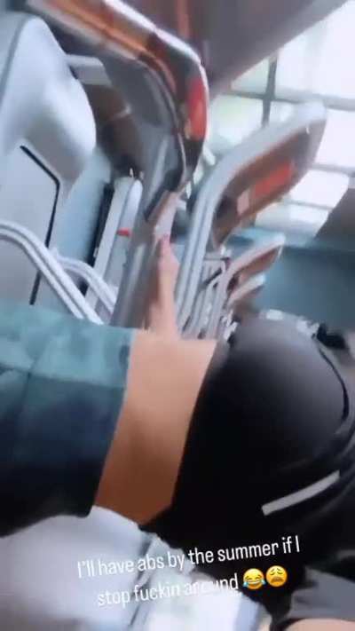 🏃🏻&zwj;♀️