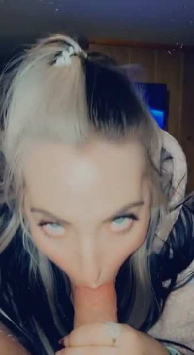Eye contact is important (NSFW)