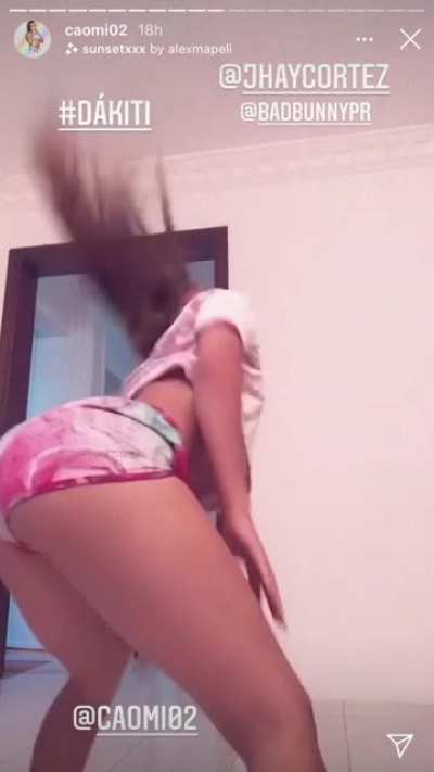 Twerkin it