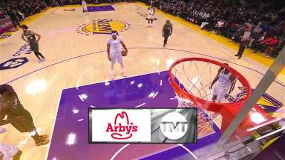 [highlight] Kevin Harlan reads the Arby’s ad like only Harlan can