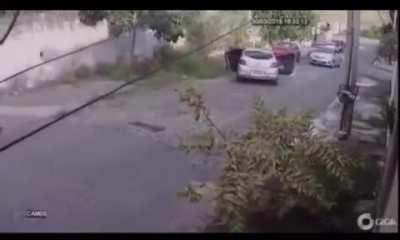 Car hijacking gone wrong