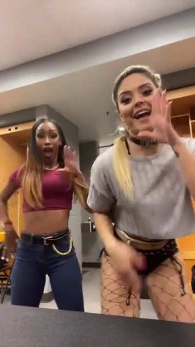 Taynara conti and red velvet