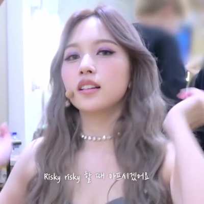 201210 - One of Mina's best looks