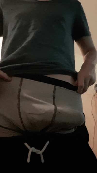 I bet that's not what you would expect from a 5.7" 19 year old