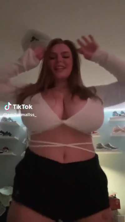 @emilysmallss_