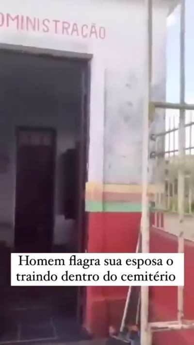 Trair no cemit&eacute;rio &eacute; SACANAGEM