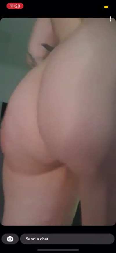 Smackin&rsquo; her ass
