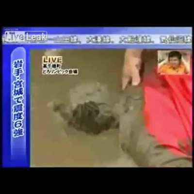 During a live broadcast, Japanese TV host Tetsushi Yanagida broke his neck and was left permanently paralyzed. As he lay face down in the mud, those around him initially thought he was joking.