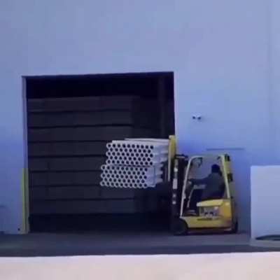 Wait for it.... wait for it.... oh.