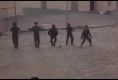 USA soldiers training Afghan soldiers