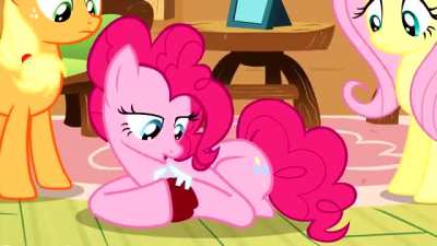 Everypony should see these squees. (I hope you have a nice Christmas!)