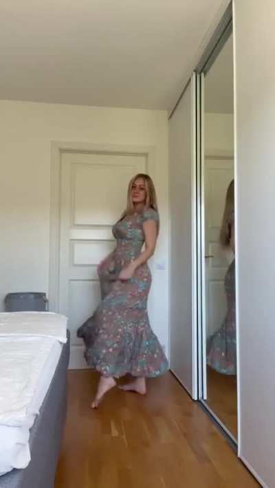 Posting her fanhouse vids since she doesn&rsquo;t post there anymore