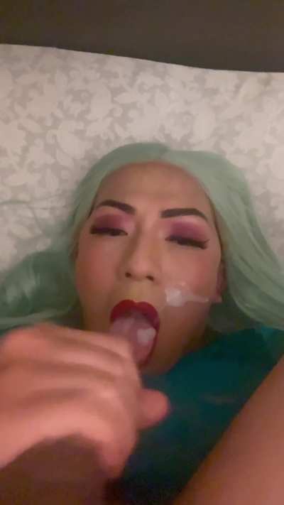 Don&rsquo;t all girls love facials?