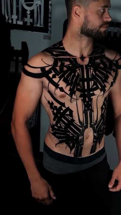 Perfect black calligraphy tattoo artwork by &copy; Igor Klimin, D&uuml;sseldorf, Germany.