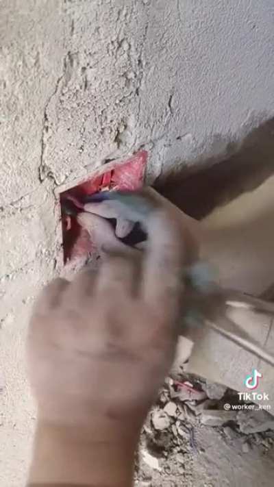 Saw this on TikTok, think you guys would appreciate the technique.