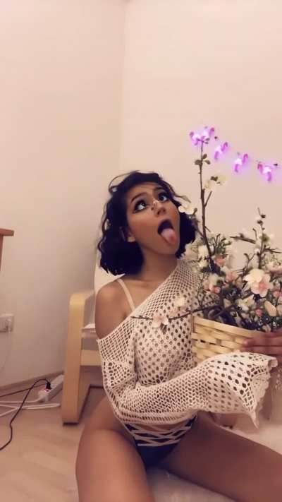 Princesscumbubbles enhanced 24