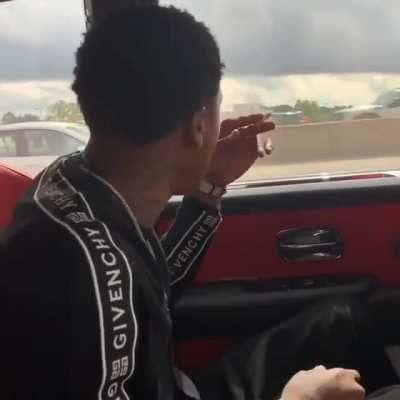 If you&rsquo;re trying to sell a songs at least have rare songs and not sell already leaked songs that are everywhere . nigga really tried to sell &ldquo;bodies&rdquo; for $5 like come on