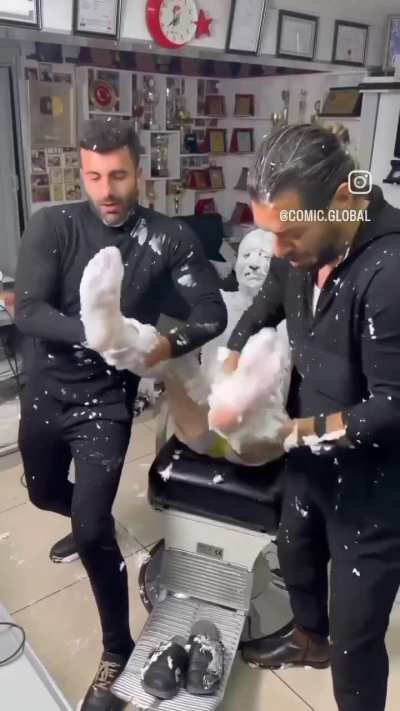 Berber değil kuaf&ouml;r 