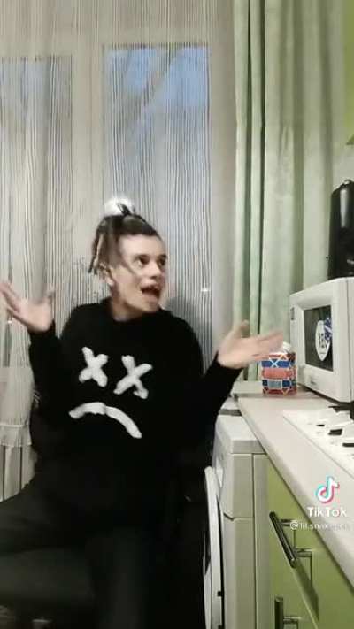 Idk what&lsquo;s going on this video