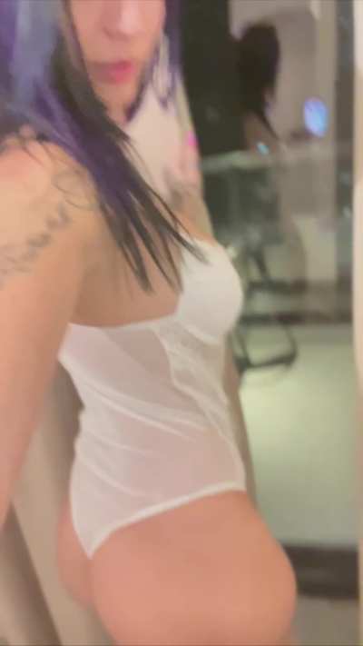 Hola