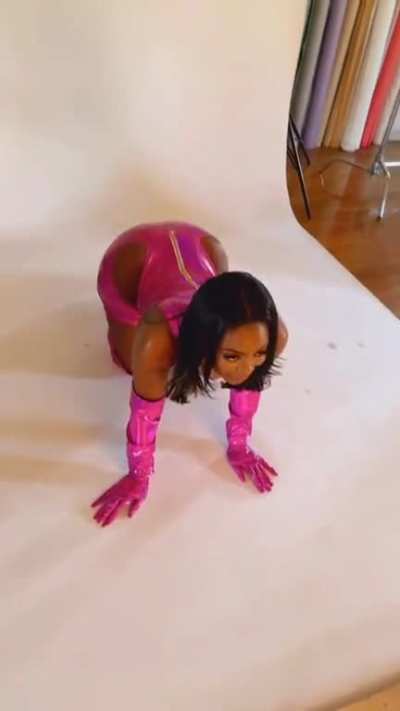 RacquelMills - Video #3918