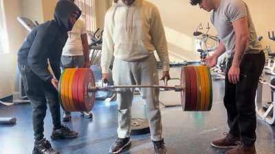 Hey guys I&rsquo;m 17 184 pounds and I have been training for about a month now and I just hit 400. Any tips on my form?