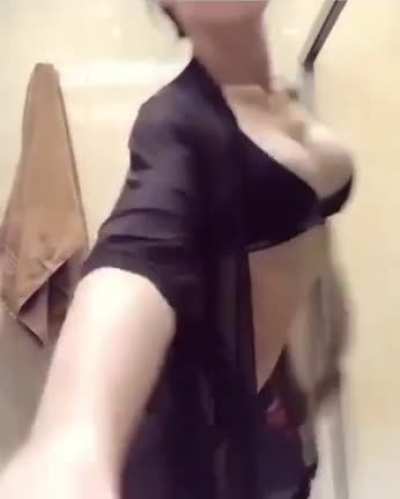 Irresistible, womanly proportions