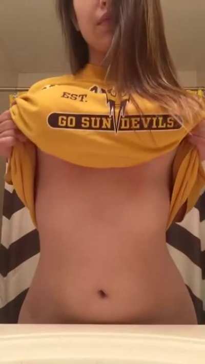 Titty drop