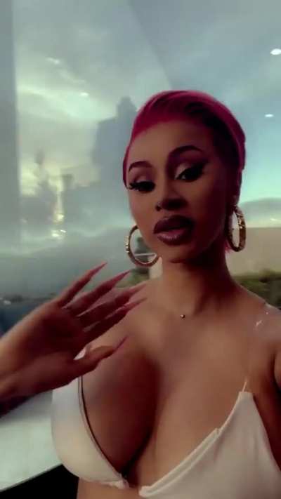 😍