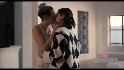Cara Delevingne &amp;amp; Selena Gomez (Only Murders in the Building - s02e02)