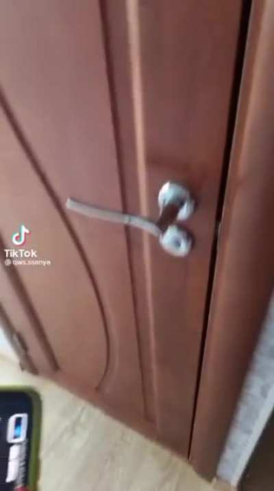 0_0