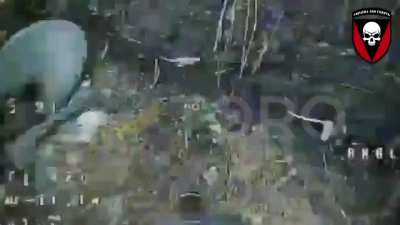 Ukraine's 72nd Mechanized Brigade use FPV drone to strike Russian mortar position, Vuhledar.