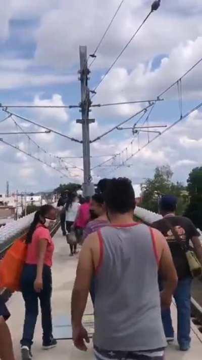 As&iacute; se camina... en las v&iacute;as de la Linea 3 (Septiembre 19 2020)