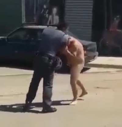 T&aacute; pensando oq seu pol&iacute;cia?