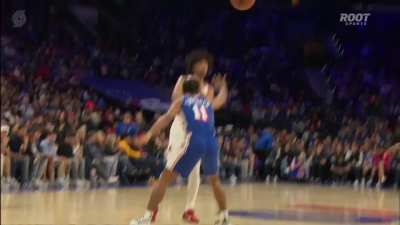[Highlight] Sharpe gets it to Toumani who rises up and dunks it over Maxey