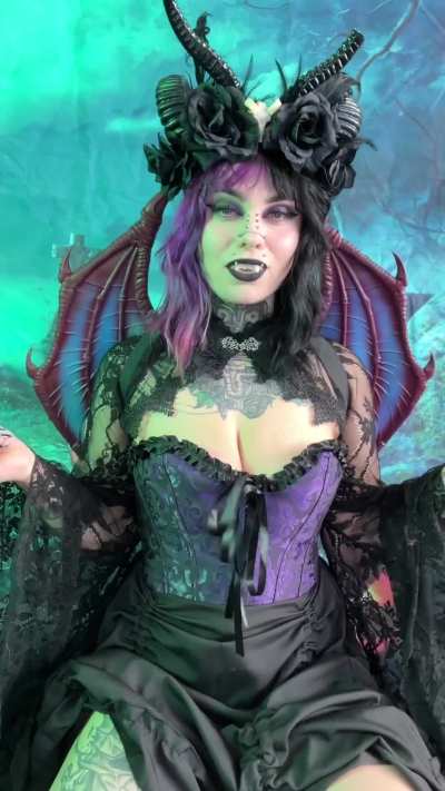 ❤️ $3 OF ❤️Your big titty English goth girlfriend is waiting for you😈 Weekly full length vids FREE❤️ FREE B/G AND DICK RATE when you join❤️😈&amp;lt;3 5 YEARS OF CONTENT INCLUDED😈 xx
