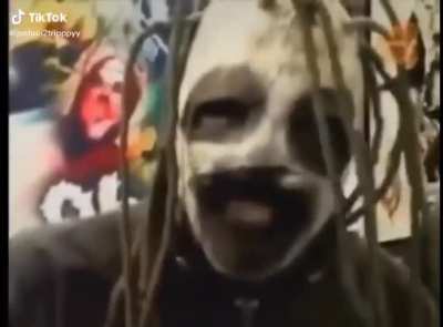 &ldquo;WHAT THE FUCK ARE YOU FUCKING LOOKING AT?!&rdquo;