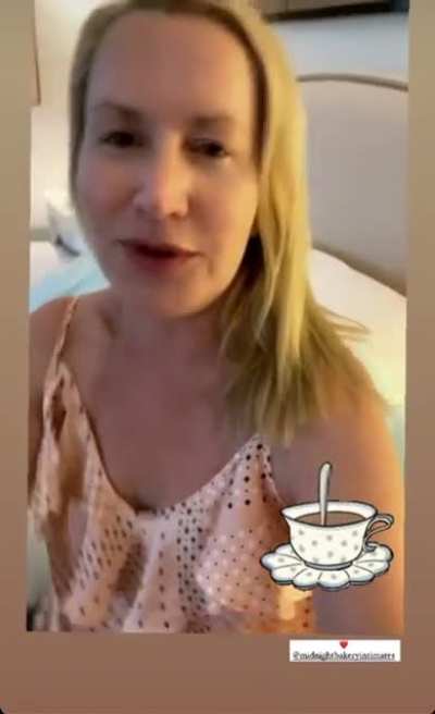 She absolutely knows about Reddit.