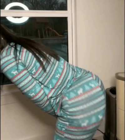 Biannca twerking