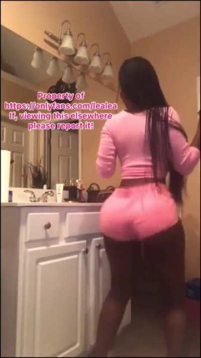 Y&rsquo;all can report it.. IDGAF😂😂🤷🏾&zwj;♂️🍑🍑👏🏾👏🏾👏🏾👏🏾👏🏾