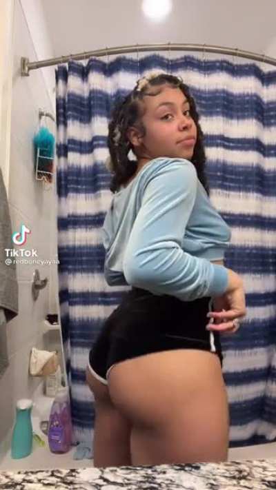 Redboneneyayaa 🍑😍