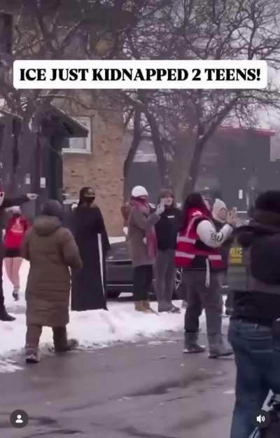 ICE in Minneapolis seen violently kidnapping 2 children from a Doctors appointment. At one point, a masked agent even tases one of the kids. (1/21/26)