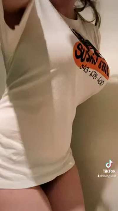 Apparently TikTok doesn&rsquo;t like curvy girls cause I got banned after posting this