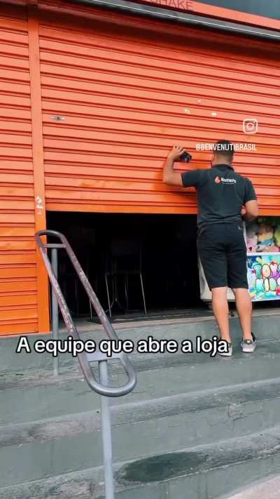 no trampo de voc&ecirc;s &eacute; assim?