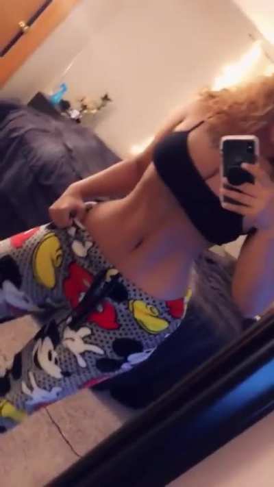 Mickey Abs 2