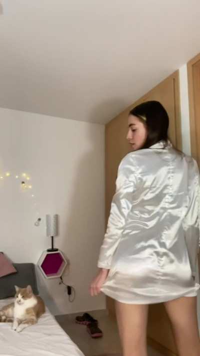 Come spank me