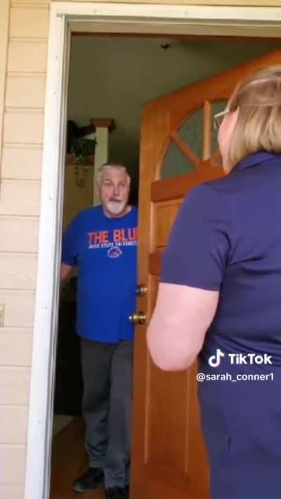 Going over to your neighbors to &ldquo;apologize&rdquo; about an unruly dog